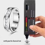 NEWSHE herrring i 925 silver med prinsesslipad moissanit