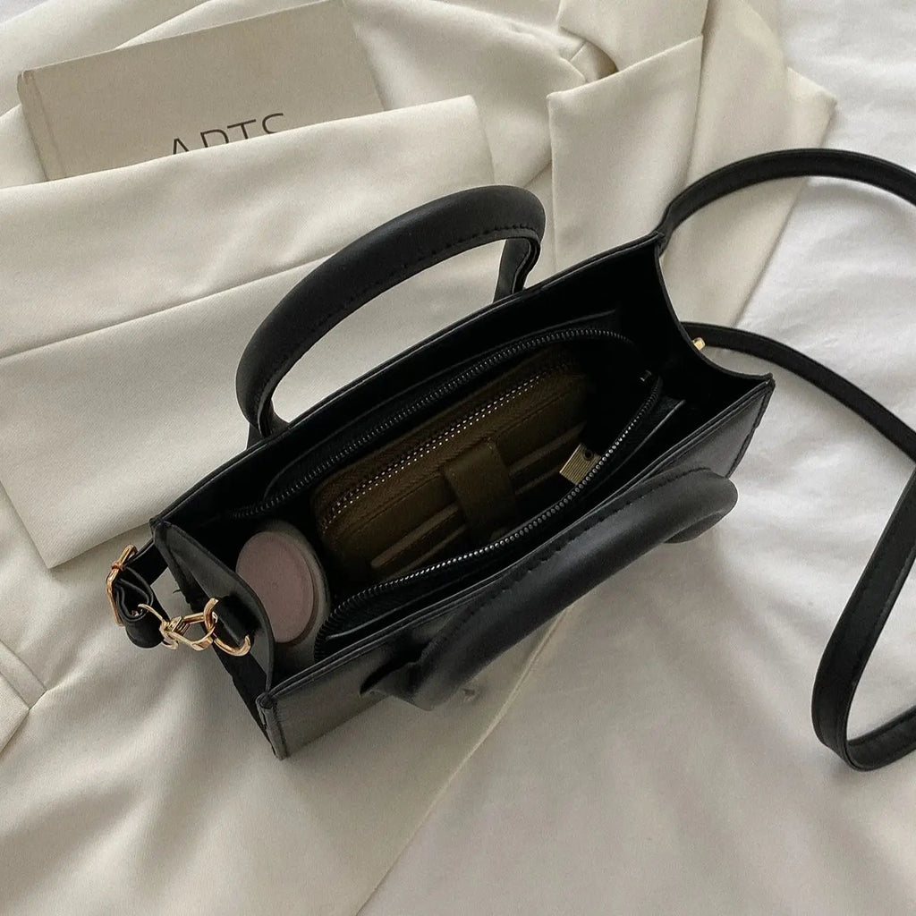Stor damväska i PU med klassisk design och crossbody-funktion