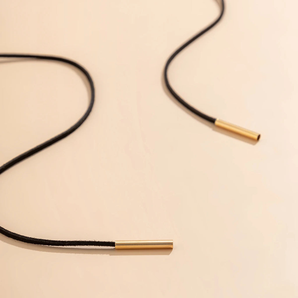 Långt halsband för dam – Trendig och elegant design