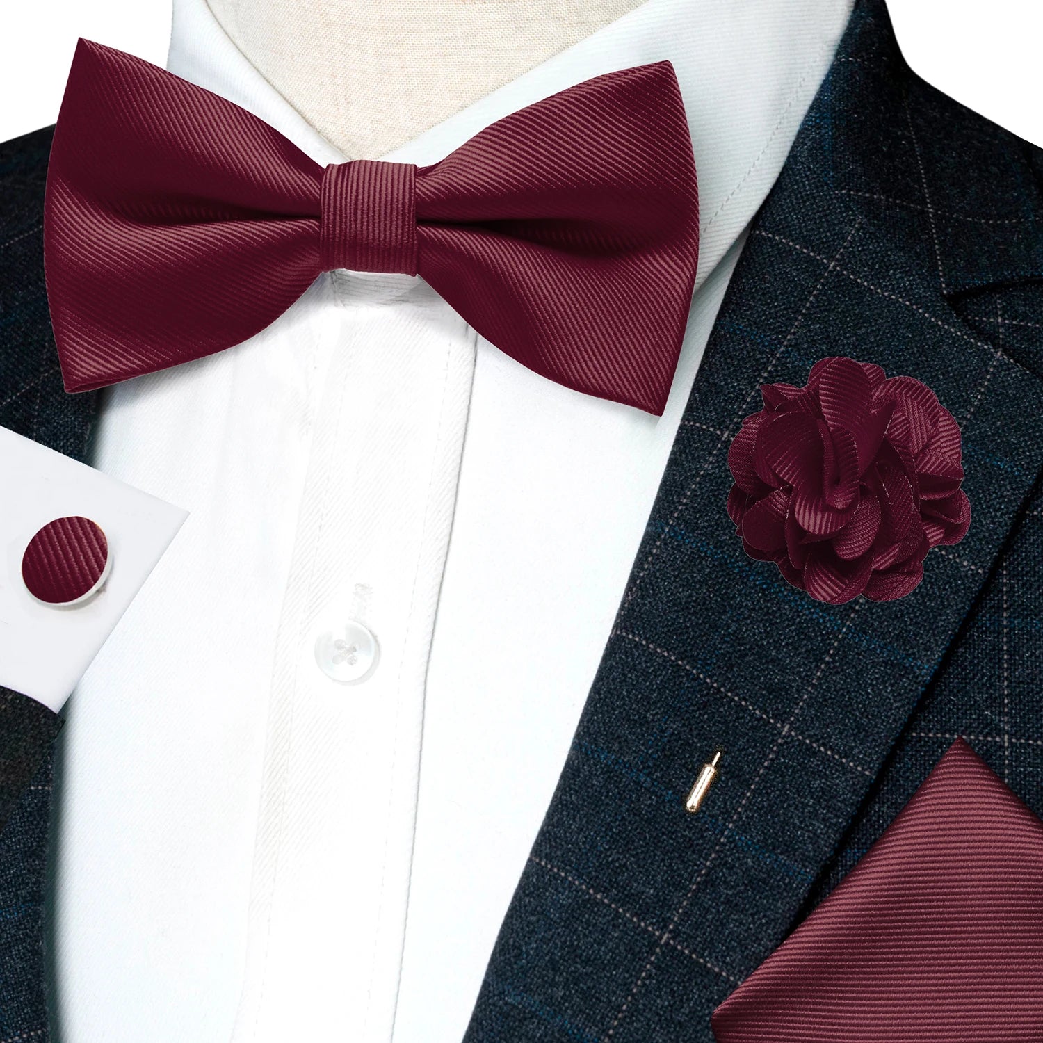 Herrset i siden - Slips, fluga, näsduk, slipsnål –  Finns i flera varianter