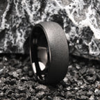Svart herrring i tungsten 8 mm – borstad & polerad