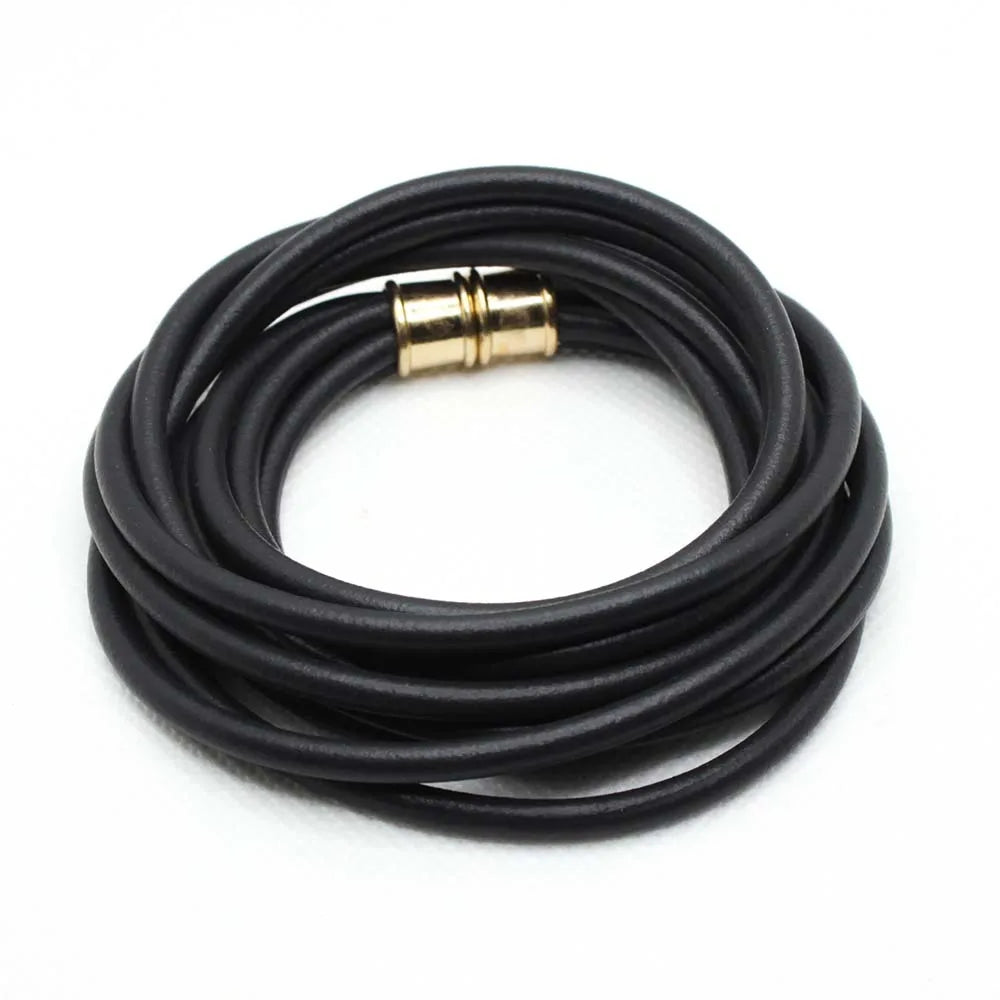 Armband dam i silikon – handgjort cuff armband med magnetlås