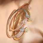 Armband dam – geometriskt armband med kristaller i guldton