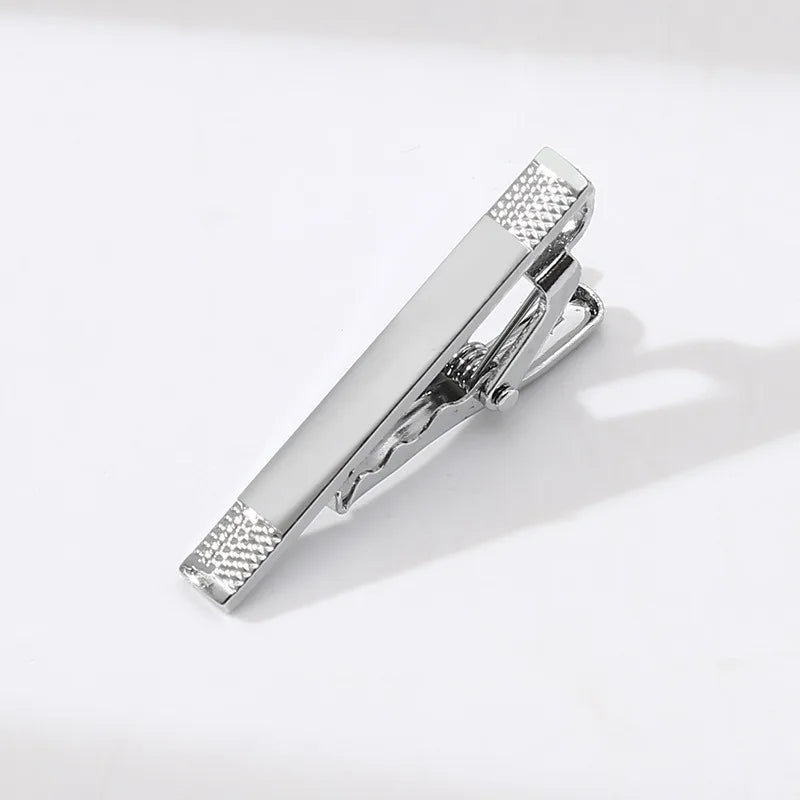 Slipsnål Herr 4 cm – Stilren & säker passform