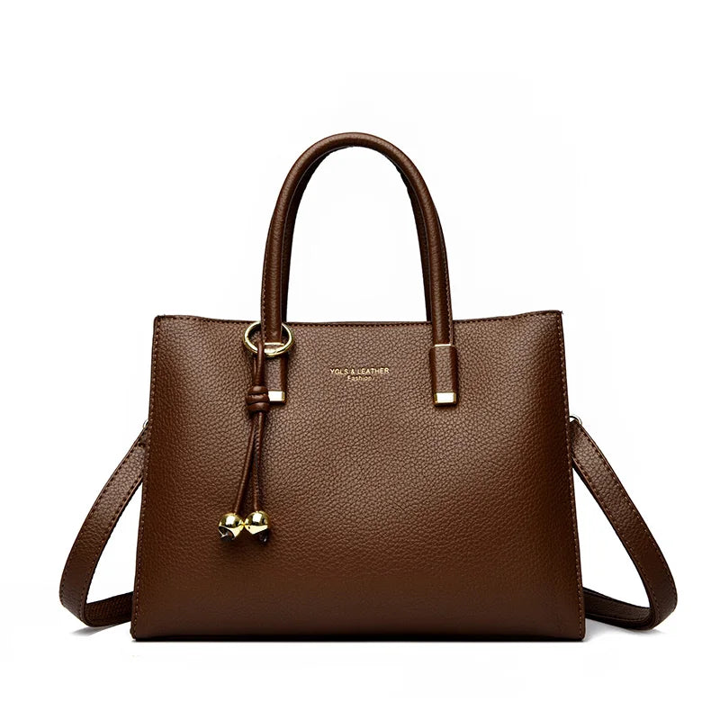 Axelväska dam – casual tote i stilren design