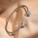 Armband dam – geometriskt armband med kristaller i guldton