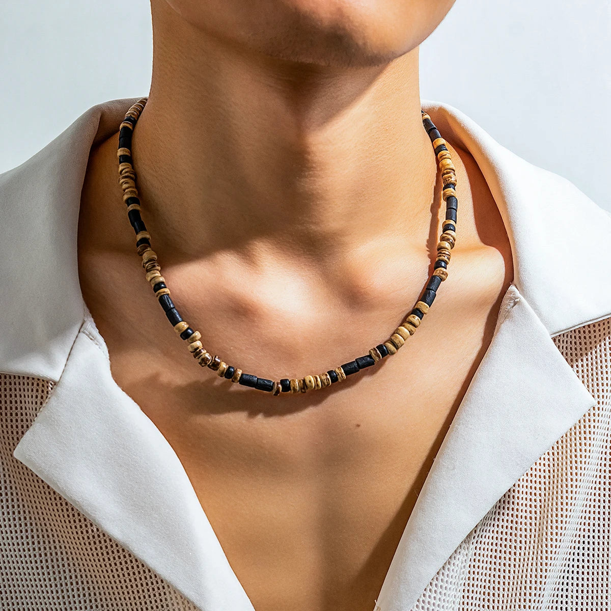 Träpärlhalsband herr – kort choker med vintagekänsla