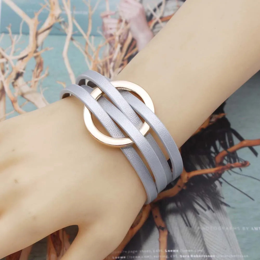Brett flätat läderarmband för dam