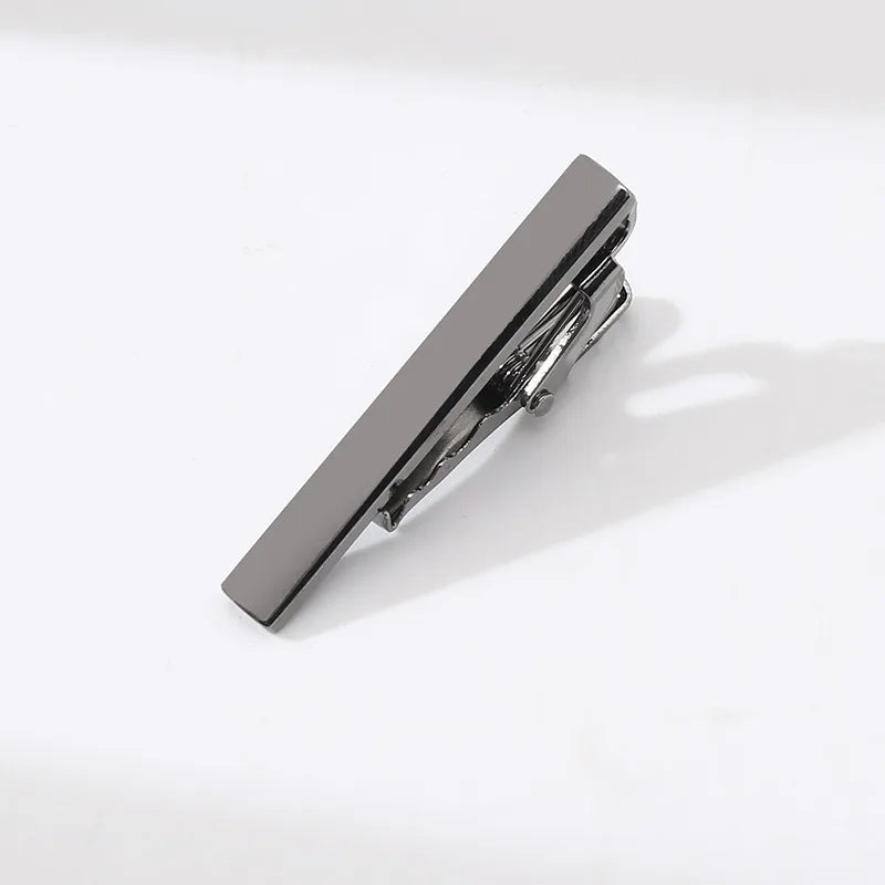 Slipsnål Herr 4 cm – Stilren & säker passform