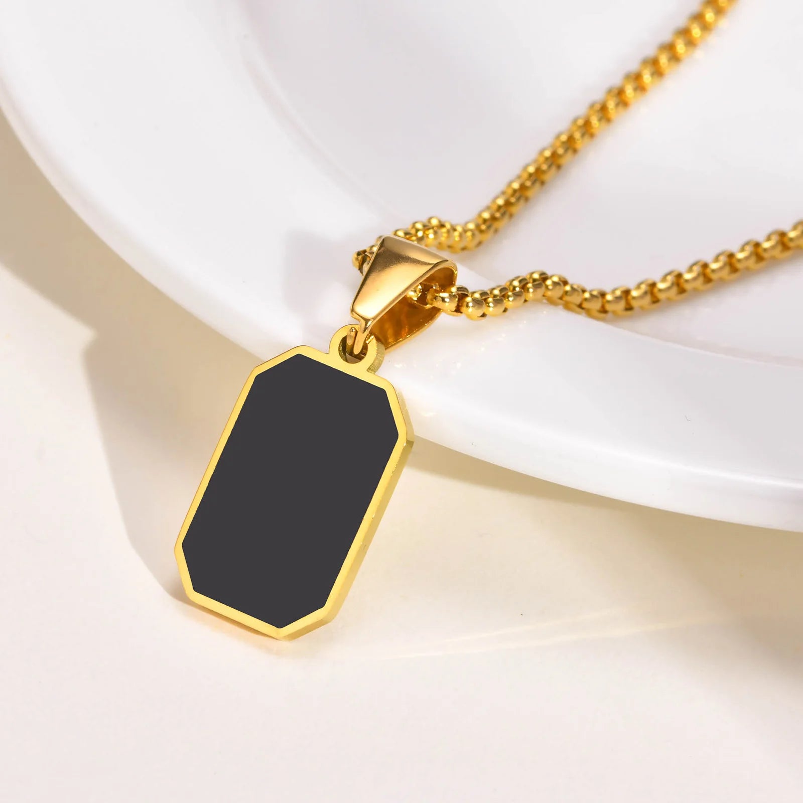 Dog Tag halsband herr – militärinspirerat hänge i rostfritt stål