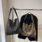 Leopardmönstrad tote bag i canvas – vintage damväska med stor kapacitet