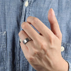 Titanring i silverfärg – borstad vigselring 4-8 mm