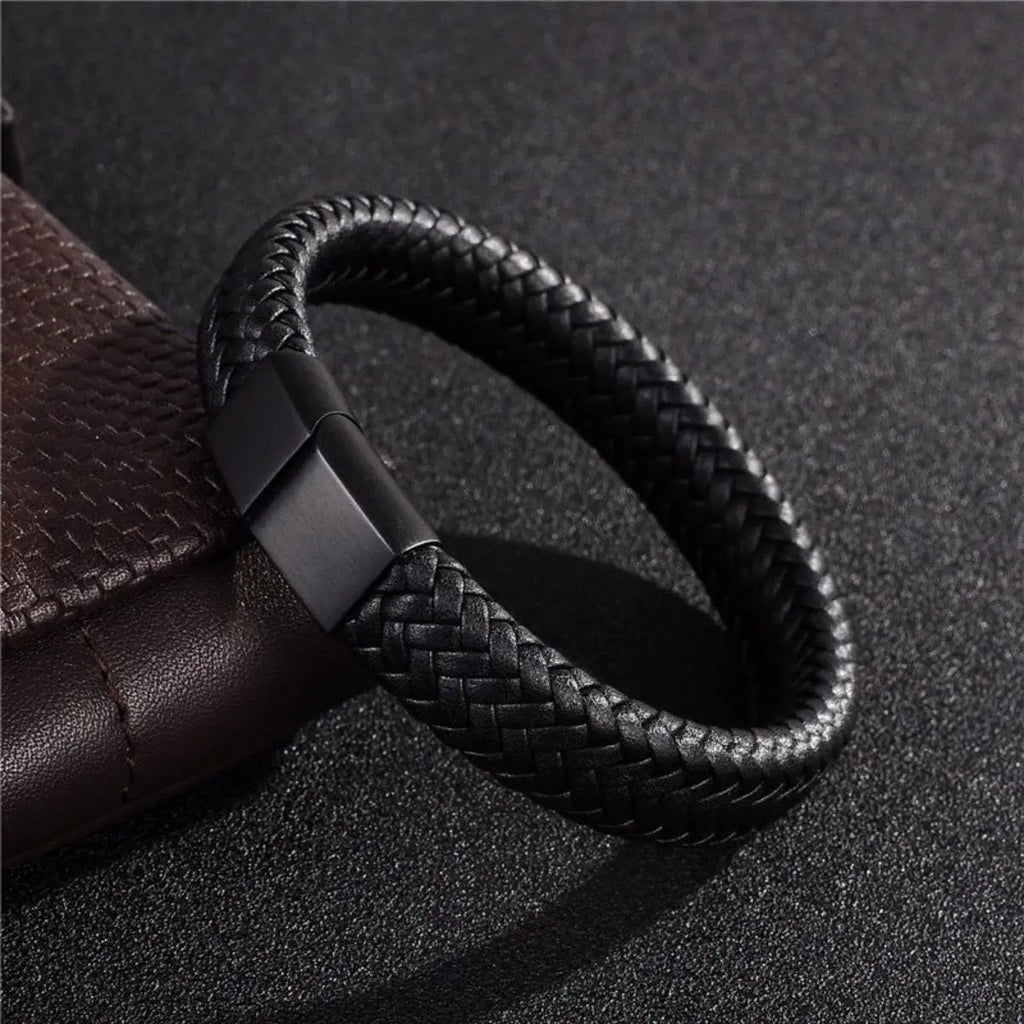 Flätat läderarmband för herr