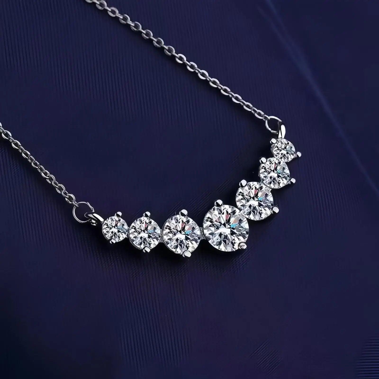 925 sterling silver halsband dam med zirkon – elegant cirkelhänge