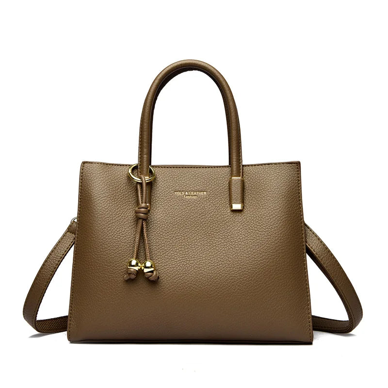 Axelväska dam – casual tote i stilren design