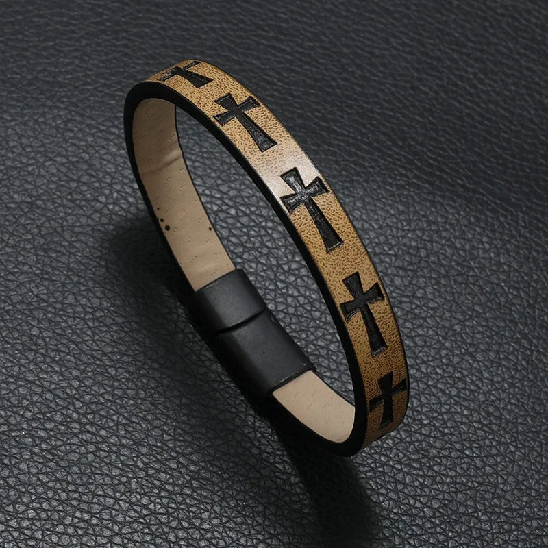 Läderarmband kors – retro armband med magnetlås