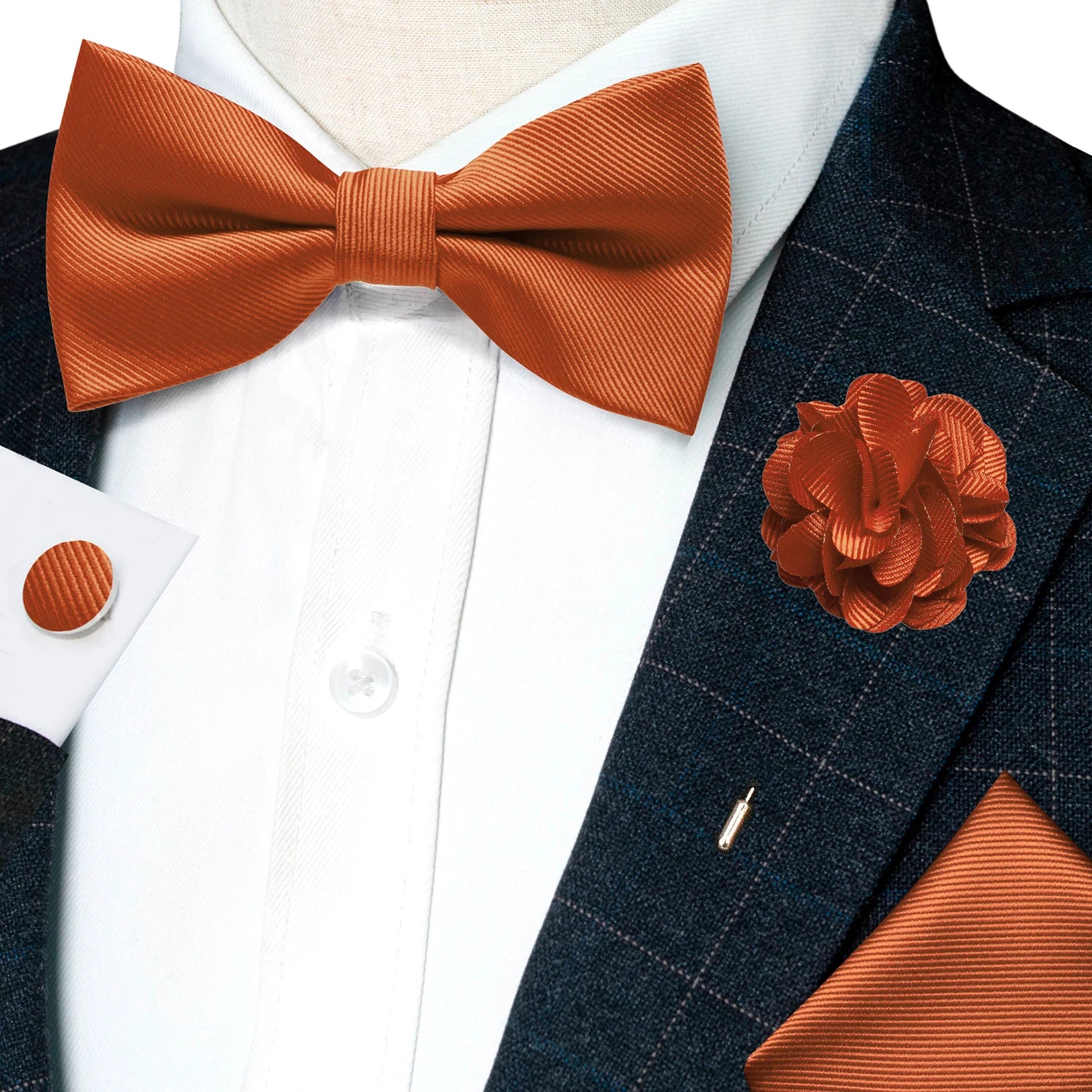 Herrset i siden - Slips, fluga, näsduk, slipsnål –  Finns i flera varianter