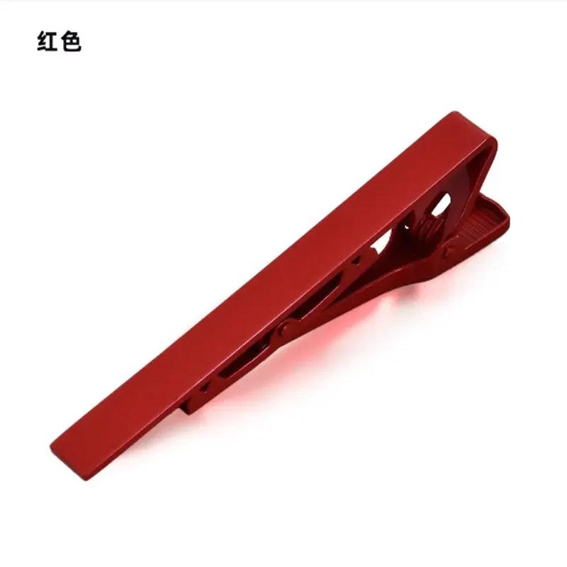 Enfärgad slips i polyester