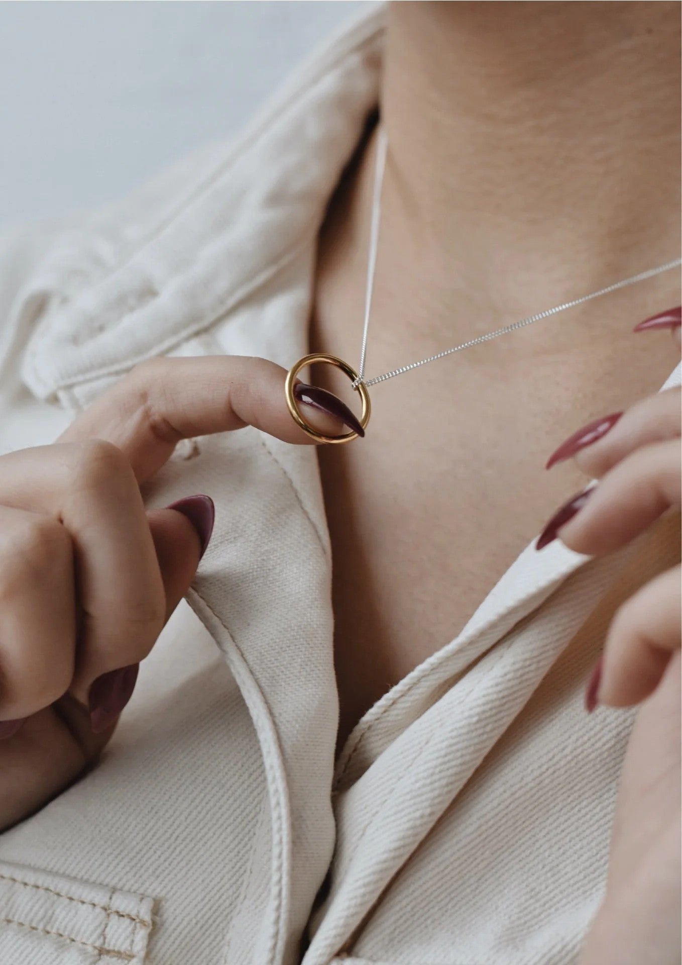 Circle Necklace - Gold